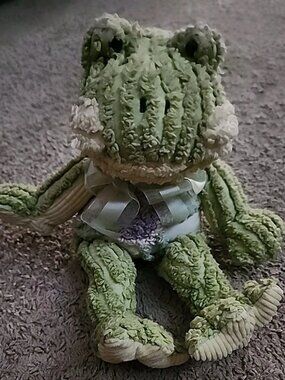 Fine Toy Green Chenille Frog Plush 14" Stuffed Animal Ribbed Textured Fur